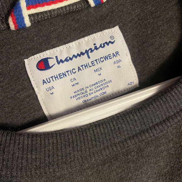 Champion - Long Sleeve Crew Neck - Picture 2 of 3